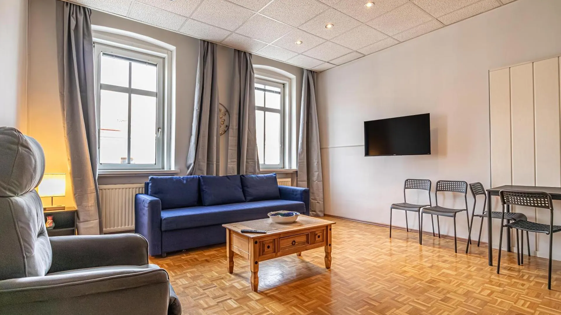 Vienna'S Finest Spacious 2Br & 1Lr Apartment 0*, Vienna