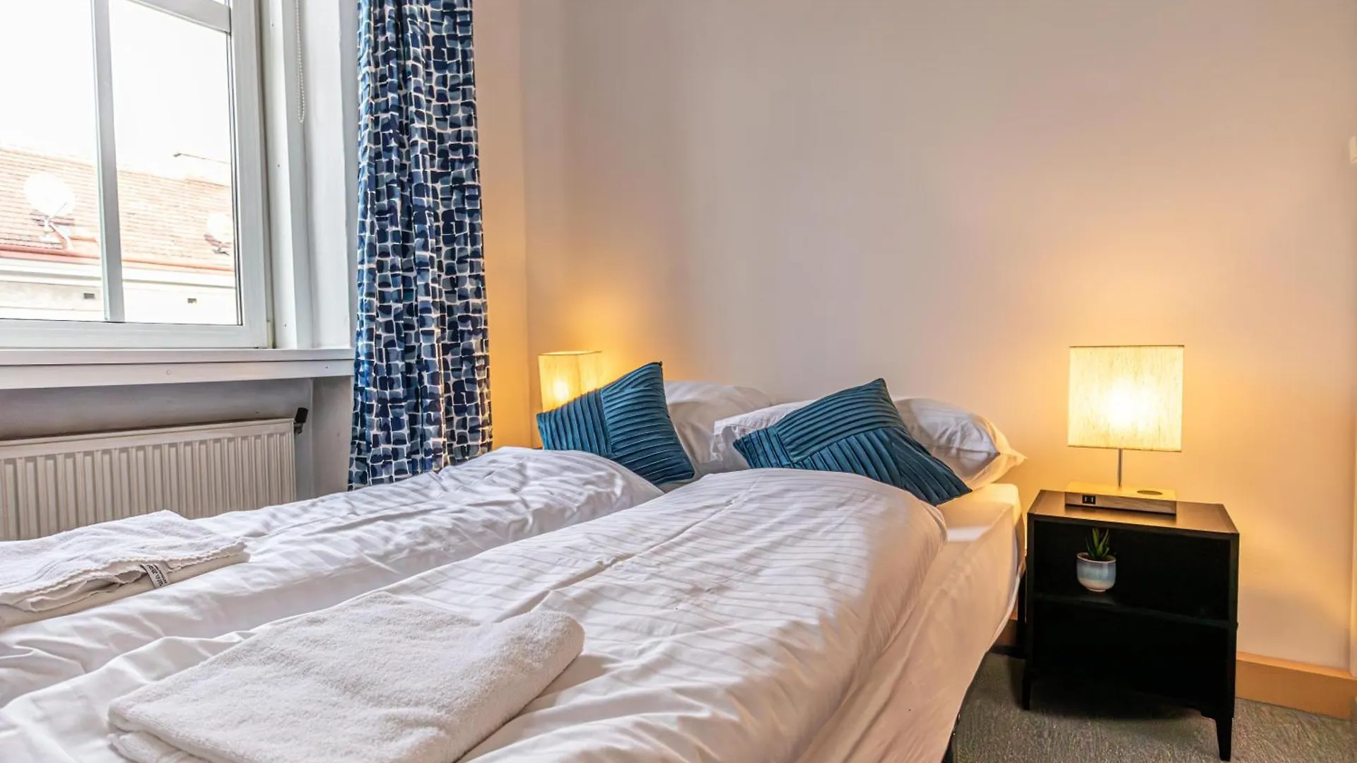 Vienna'S Finest Spacious 2Br & 1Lr Apartment