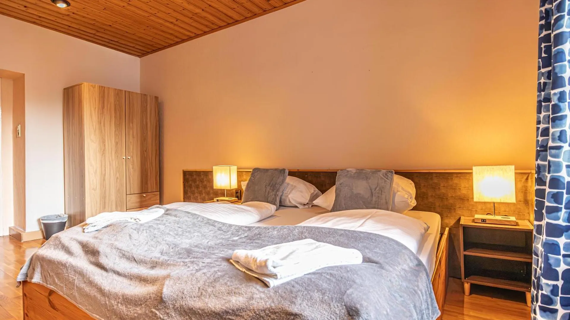 Vienna'S Finest Spacious 2Br & 1Lr Apartment Vienna