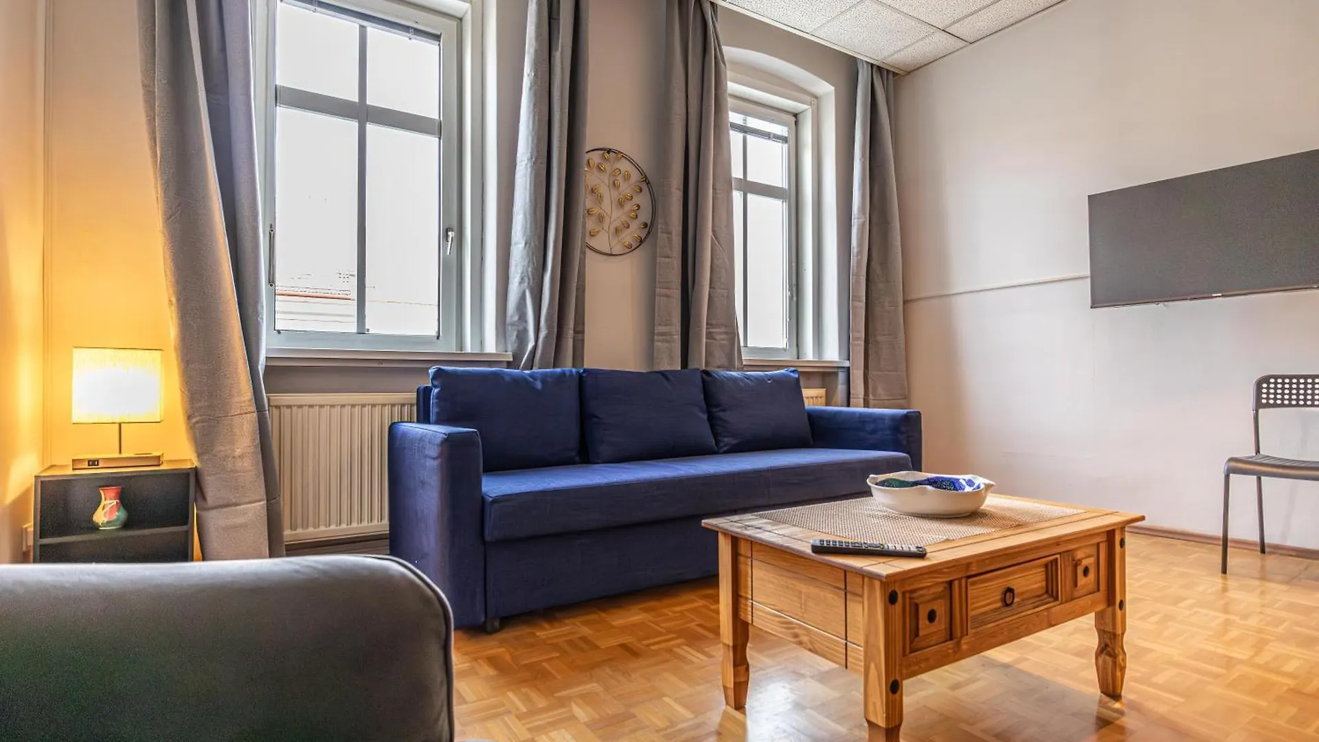 Vienna'S Finest Spacious 2Br & 1Lr Apartment